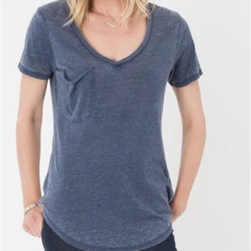 NWT - The Pocket Tee